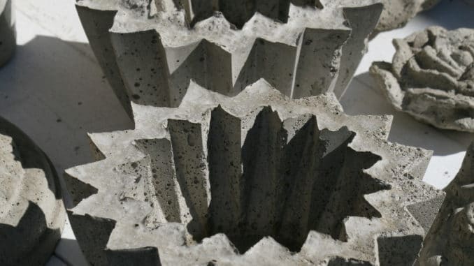 Betontöpfe in Sternenform