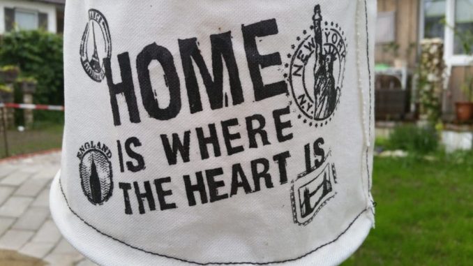 Home is where the heart is - Lampe
