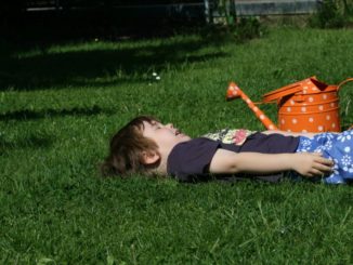Garten, Kind, giessen, Gießkanne