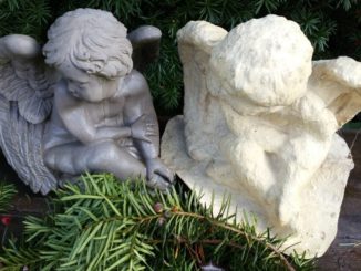 Engel, Beton, Skulptur