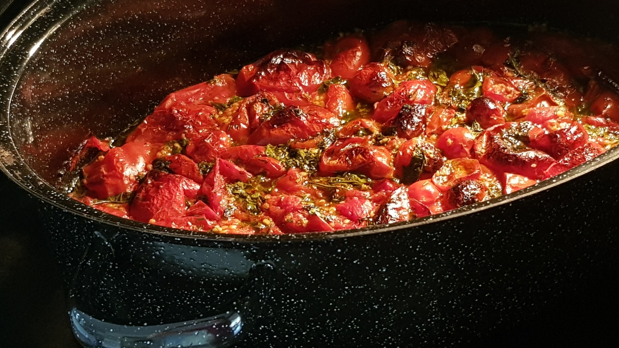 Tomatensauce aus gerösteten Tomaten - Gartenzeitung.com