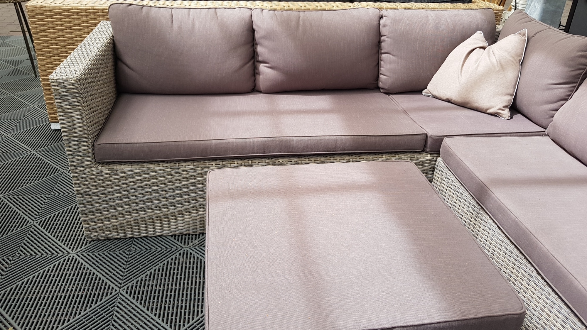 Gemütlich und strapazierfähig: Gartenmöbel aus Polyrattan